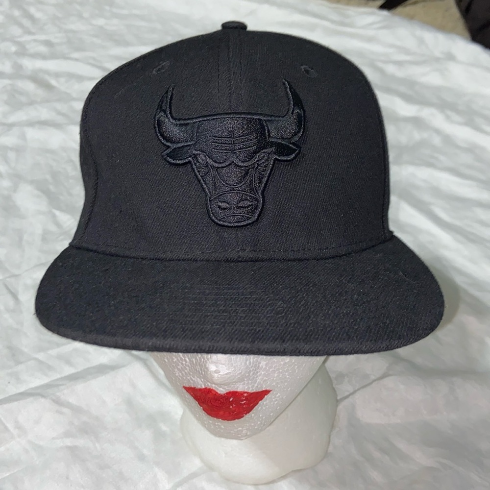 Nwot Chicago Bulls Ultra Game NBA Baseball Cap All Black